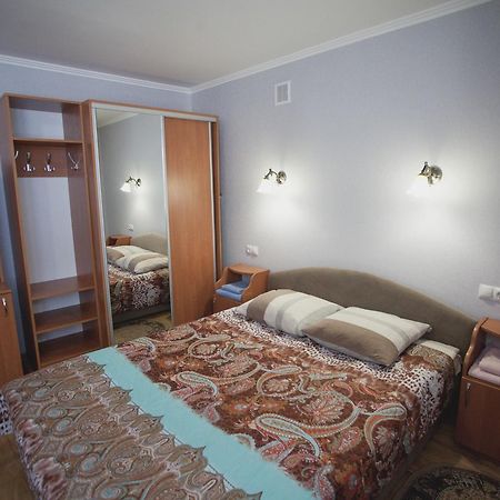 Smerichka Hotel Polyana  Ngoại thất bức ảnh