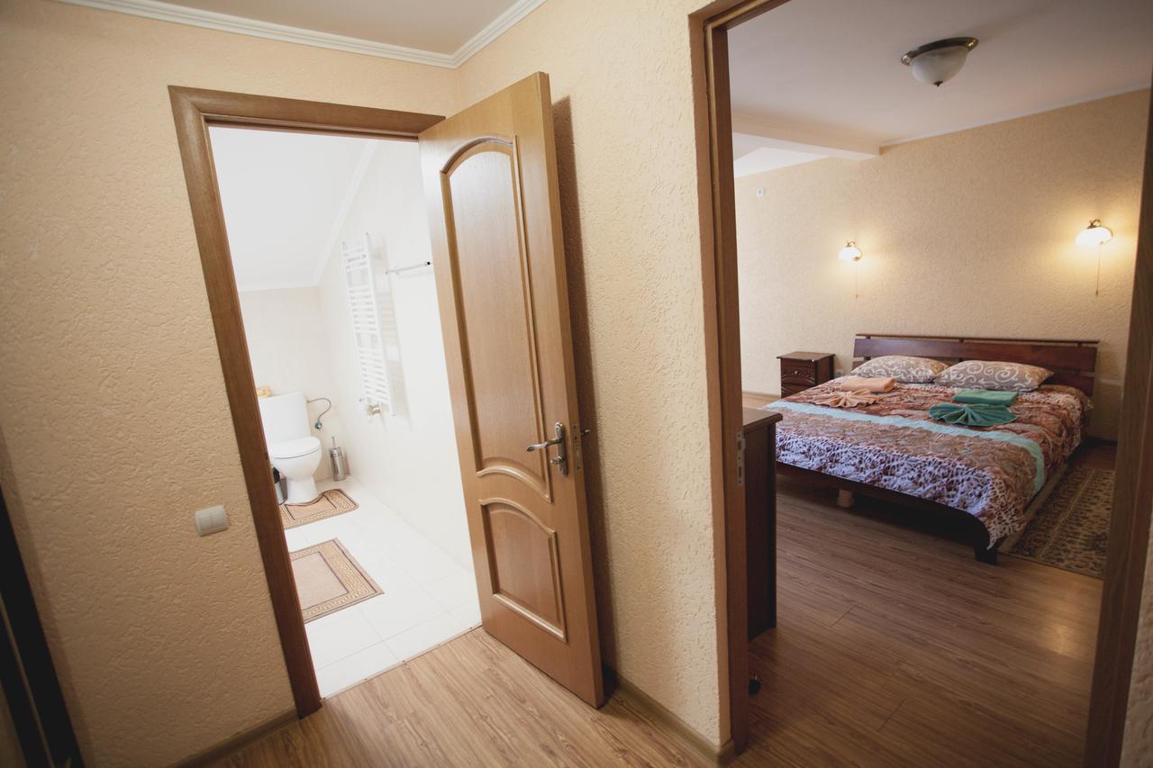 Smerichka Hotel Polyana  Ngoại thất bức ảnh
