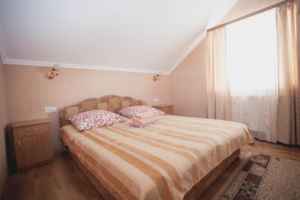Smerichka Hotel Polyana  Ngoại thất bức ảnh